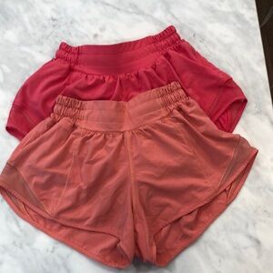 Lululemon Hotty Hot Shorts LR 2.5” size 0 (lot of 2)